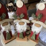 Cindy Hunter Wood crafts and home decor.